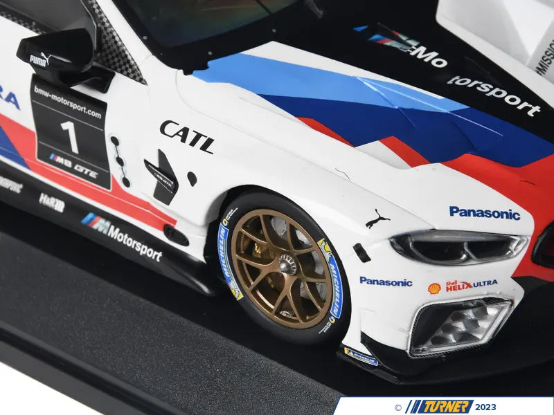 BMW Miniatur M8 GTE 1:18 (Racing livery)