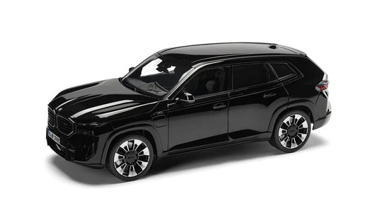 BMW Miniatur XM, 1:18 (all black)